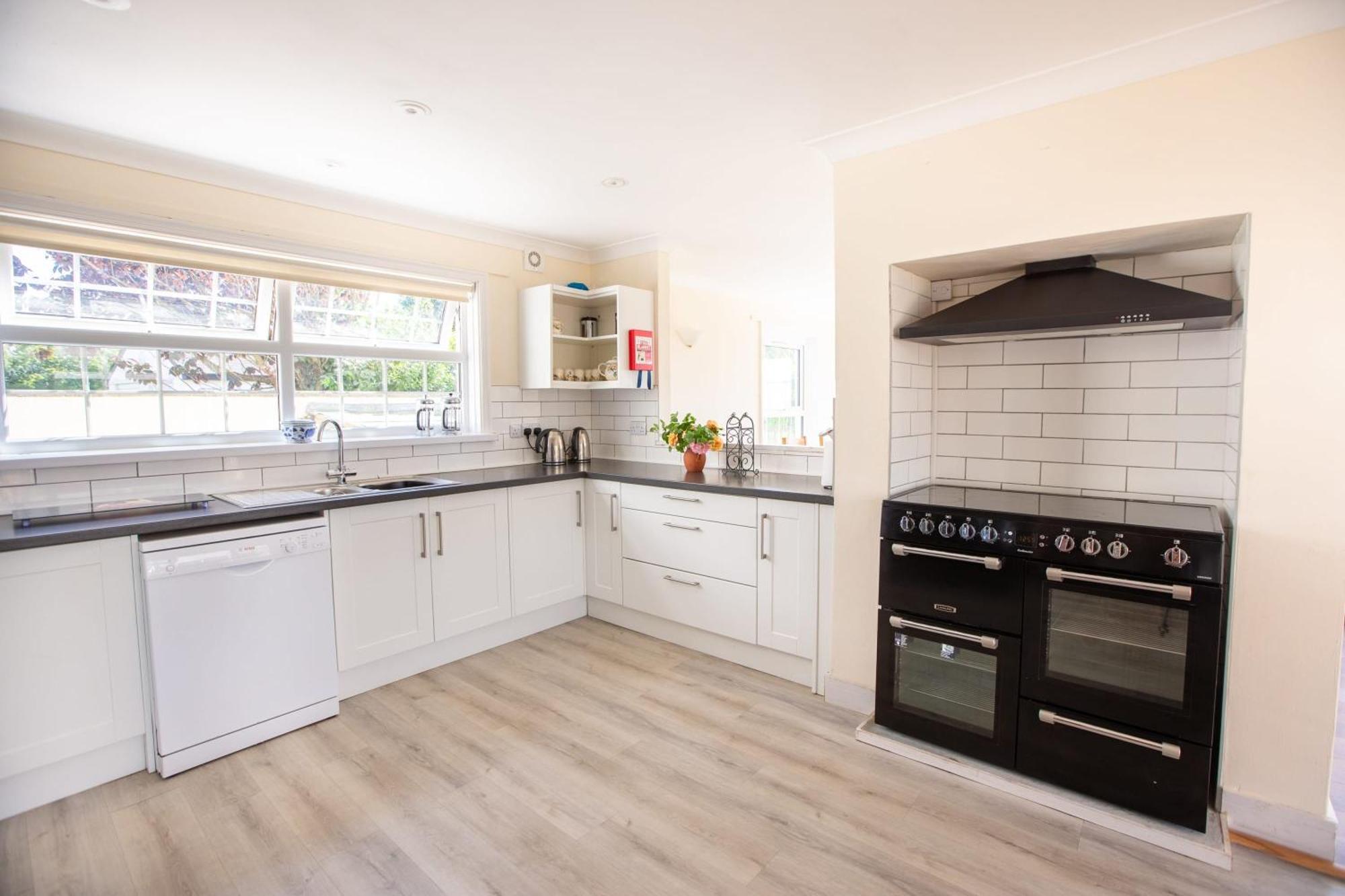 Stunning 6 Bedroom Cottage Near Cornish Coast Bude Extérieur photo